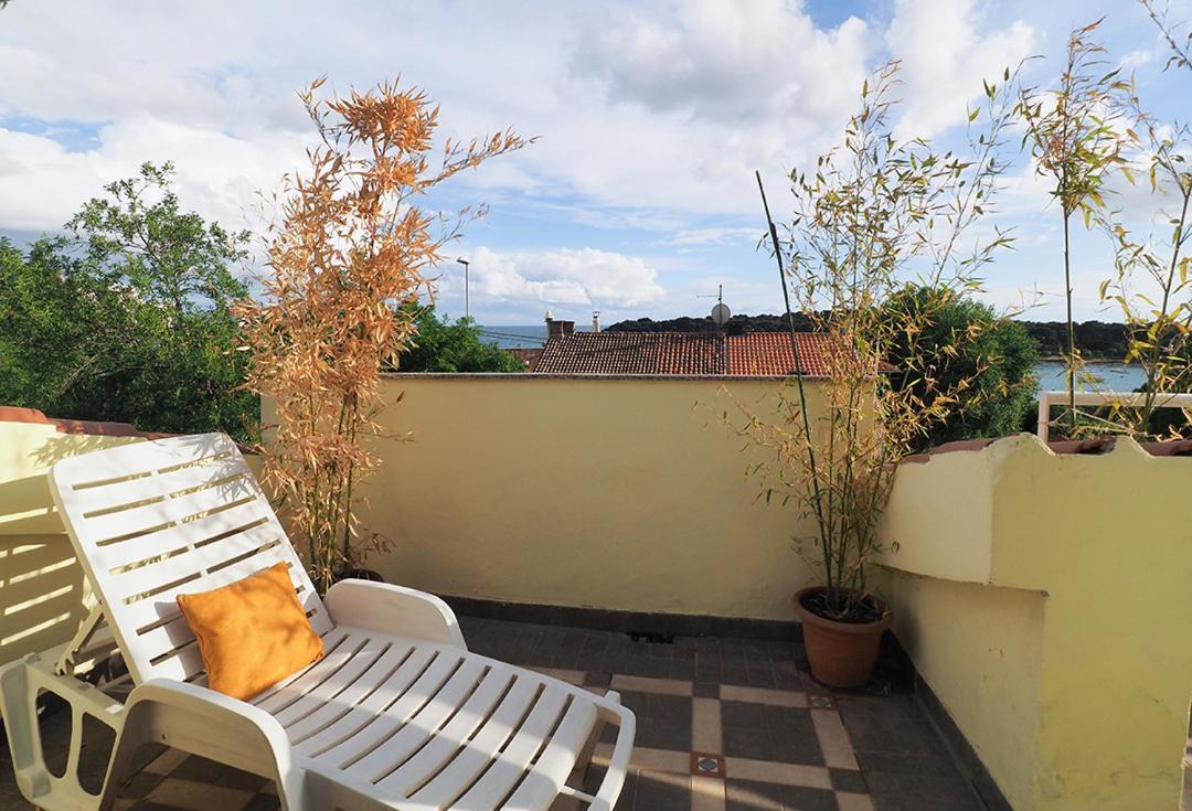 Dea Apartments Pula Cameră foto
